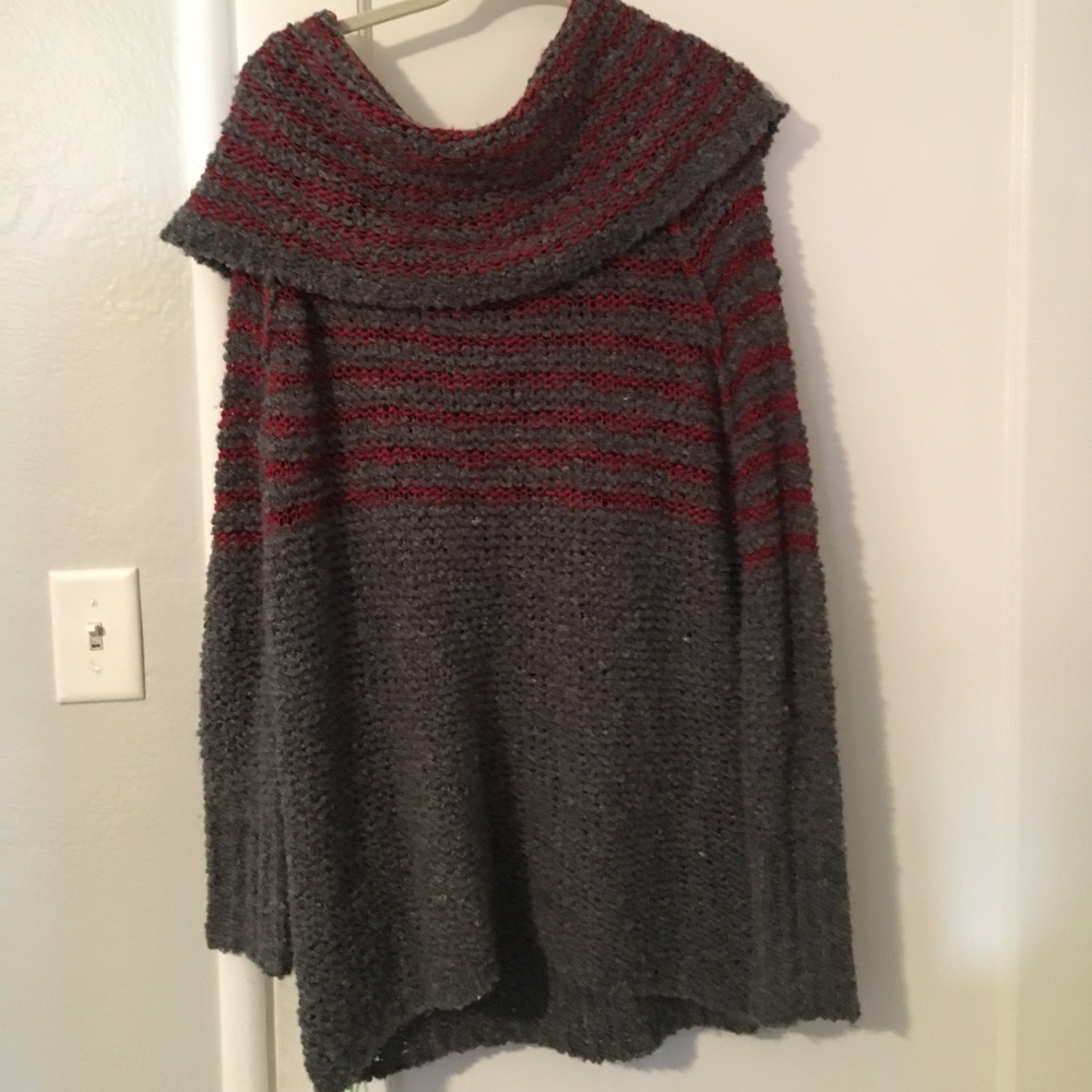 Never worn Free People Long Sweater